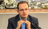 دستمزد بر اساس مدرک تحصیلی عامل گسترش مدرک گرایی در جامعه شده است