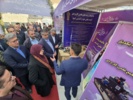 بازدید سخنگوی دولت و استاندار مرکزی از غرفه دانشگاه جامع علمی کاربردی در نمایشگاه دستاوردهای پژوهشی استان
