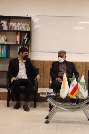 بازدید فرماندار بوشهر از مرکز آموزش علمی کاربردی پلیمر بوشهر