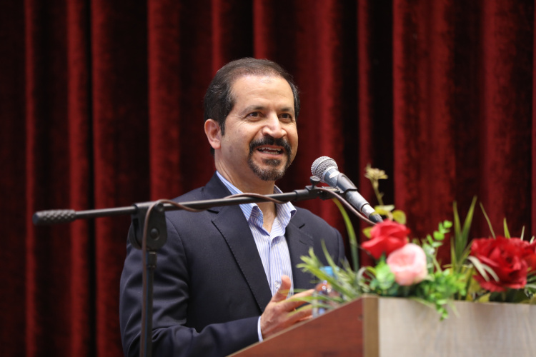 دانشگاه جامع علمی کاربردی با ظرفیت بینظیر آموزش در محیط واقعی کار و دانشگاه ملی مهارت با زیرساختهای خوب، میتوانند الگویی ایرانی از آموزش عالی مهارتی را شکل دهند