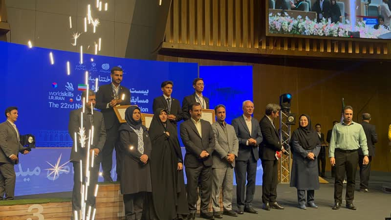 درخشش دانشجوی دانشگاه جامع علمی کاربردی در بیست و دومین مسابقه ملی مهارت اصفهان