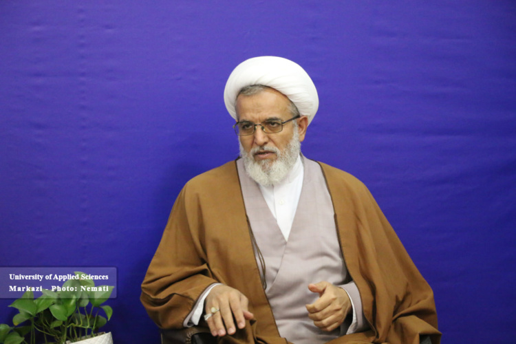 دانشگاه جامع علمی کاربردی دانشگاهی مهارتی و پیشرو در احیای مشاغل مختلف است